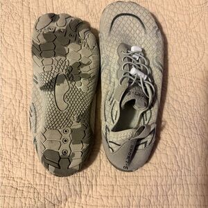 Women’s Slip-On Athletic Water Shoes - Light Gray